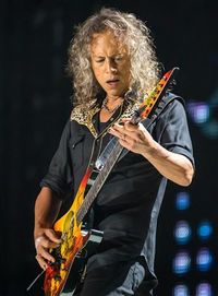 19 Kirk Hammett
