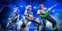 8 Steel Panther live